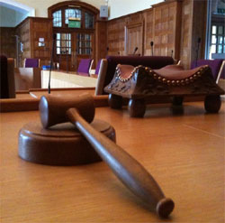 gavel2_tcm9-41279